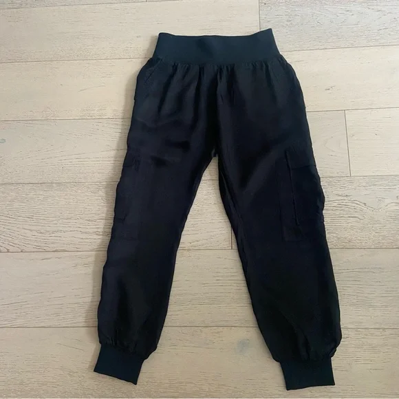CINQ A SEPT Giles Cargo Pants Medium Black Cupro Elasticized Waist EUC - Picture 2 of 10